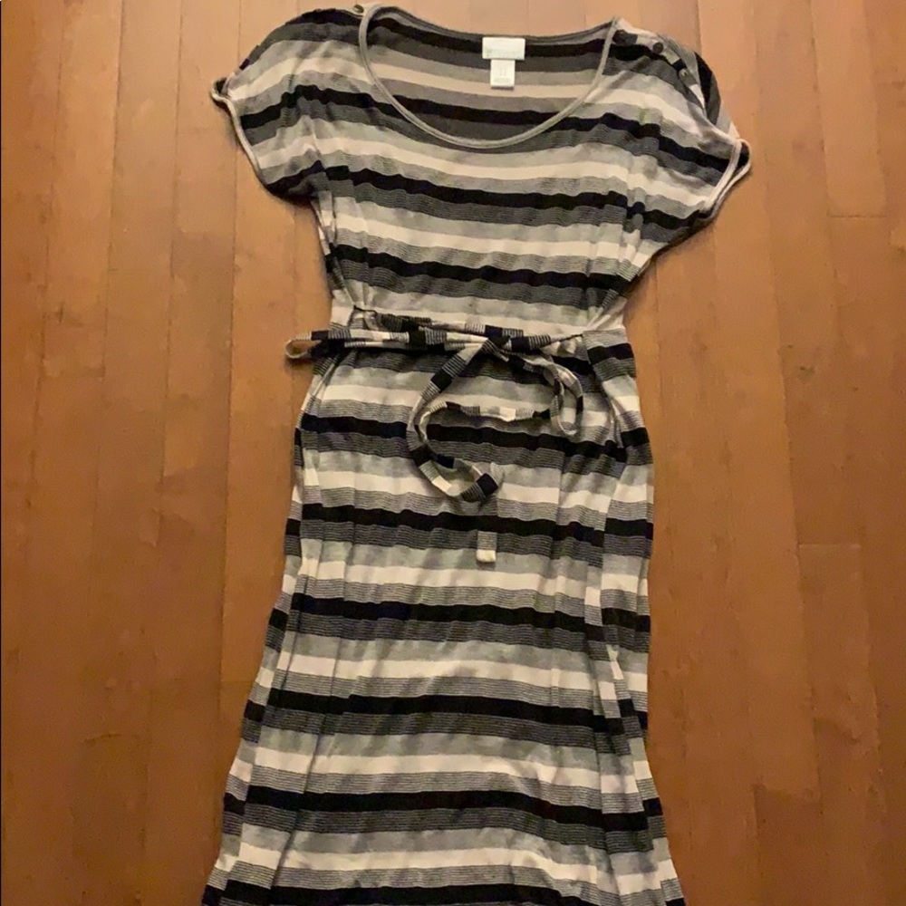 Soft and comfortable maternity dress